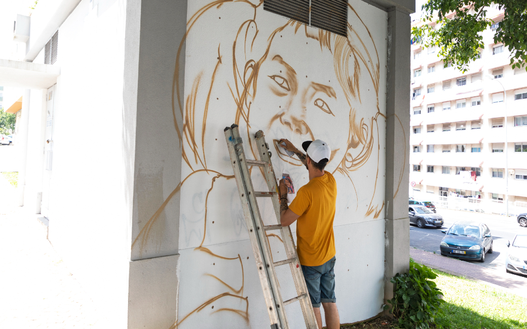 «Os muros com rostos humanizam os espaços e derrubam os “muros” que não deixam ver a diversidade cultural que habita a cidade.(...)»