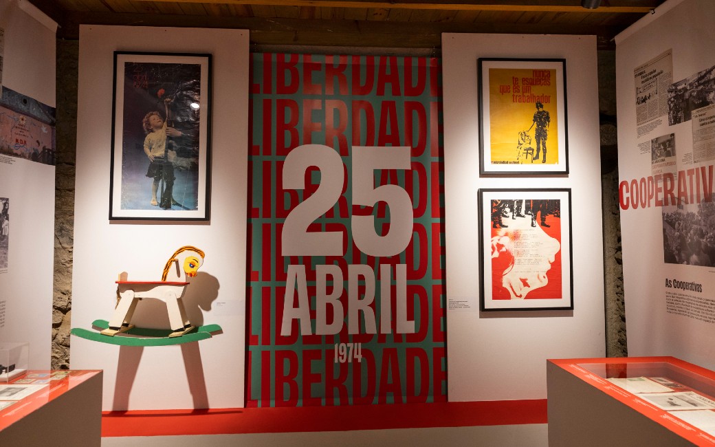 Exposição "Amadora, primeiro município de abril"