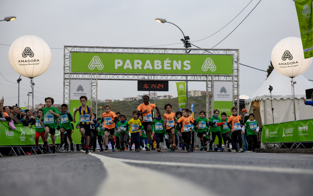 A 48ª edição da Corrida São Silvestre Amadora, evento desportivo promovido pela Câmara Municipal da Amadora, realizou-se na tarde do último dia do ano, dia 31 de dezembro, e contou com a presença de 2 300 atletas.