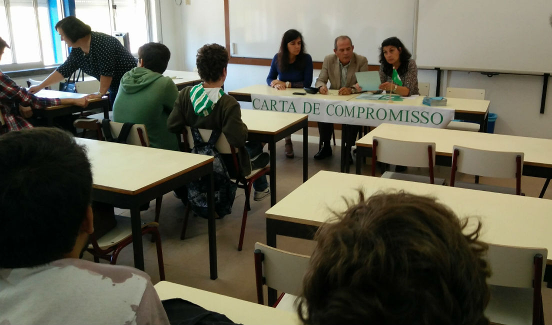 Assinatura da Carta de Compromisso