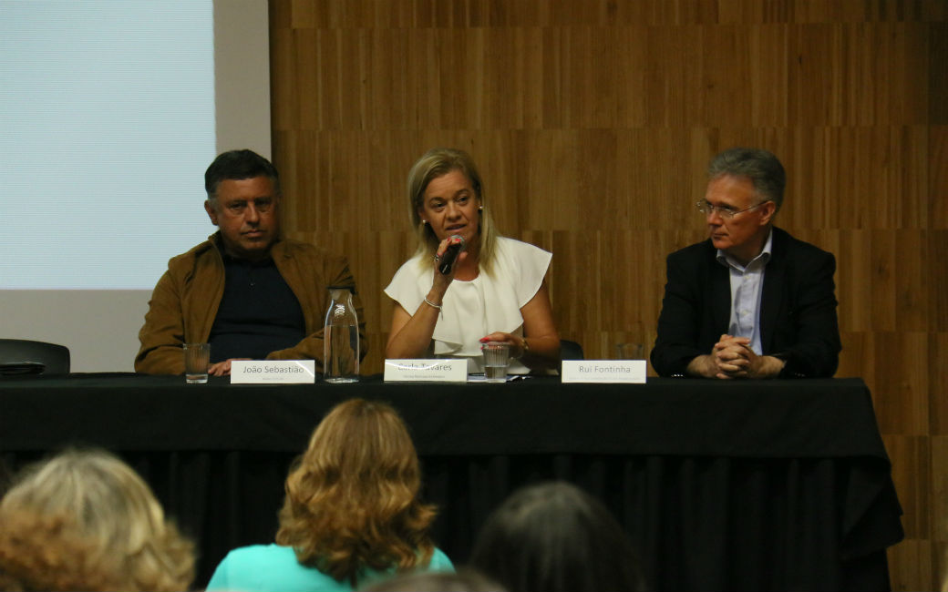 Carla Tavares, Presidente da CMA, esteve presente nesta sessão de reflexão 