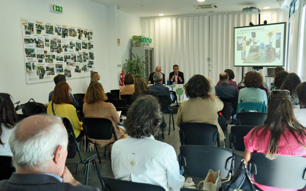 Programa de Educação Ambiental 2019/2020 apresentado às escolas