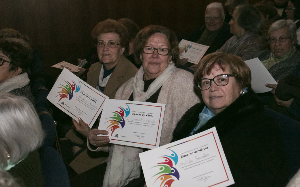 Voluntários reconhecidos pela Autarquia receberam diplomas de mérito