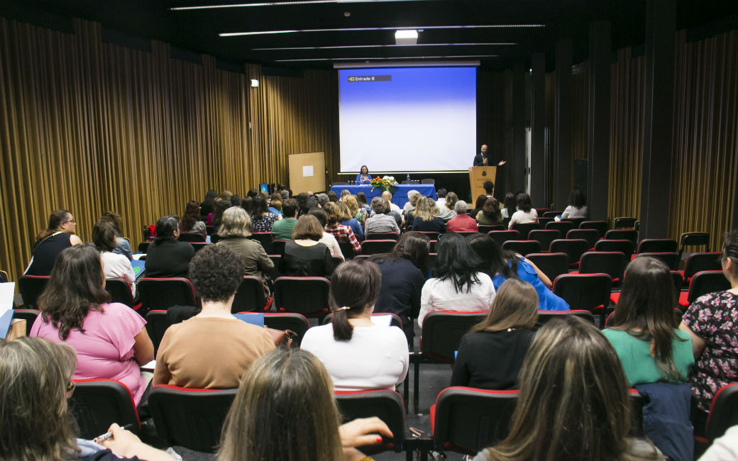 Encontro promoveu reflexão sobre temas estruturantes e desafiantes para a escola atual