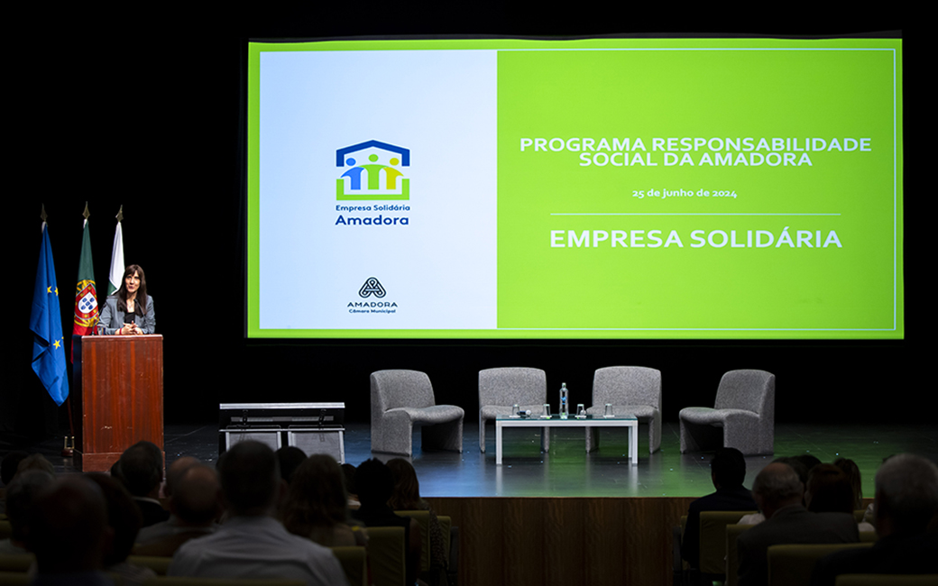 Rute Gonçalves, técnica da Câmara Municipal da Amadora, abordou o Programa de Responsabilidade Social da Amadora 