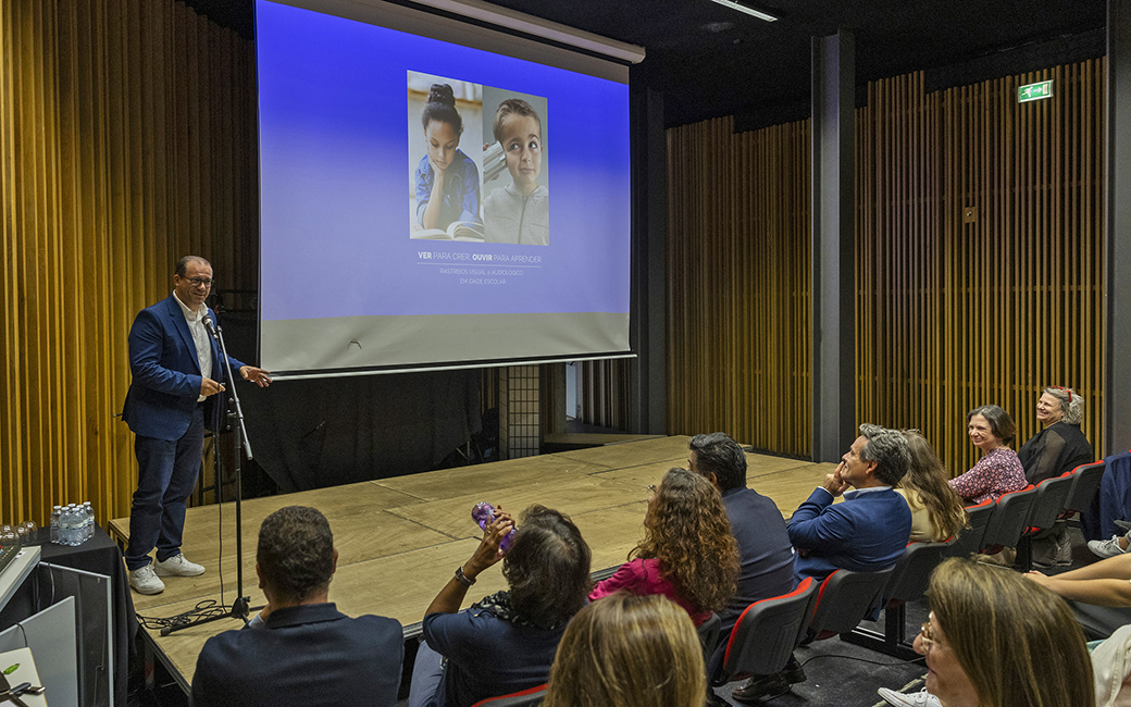 Apresentação dos resultados do projeto "Ver para Crer, Ouvir para Aprender" - Rastreios Audiológicos e Visuais, efetuados no ano letivo 2023/2024 nas escolas da cidade