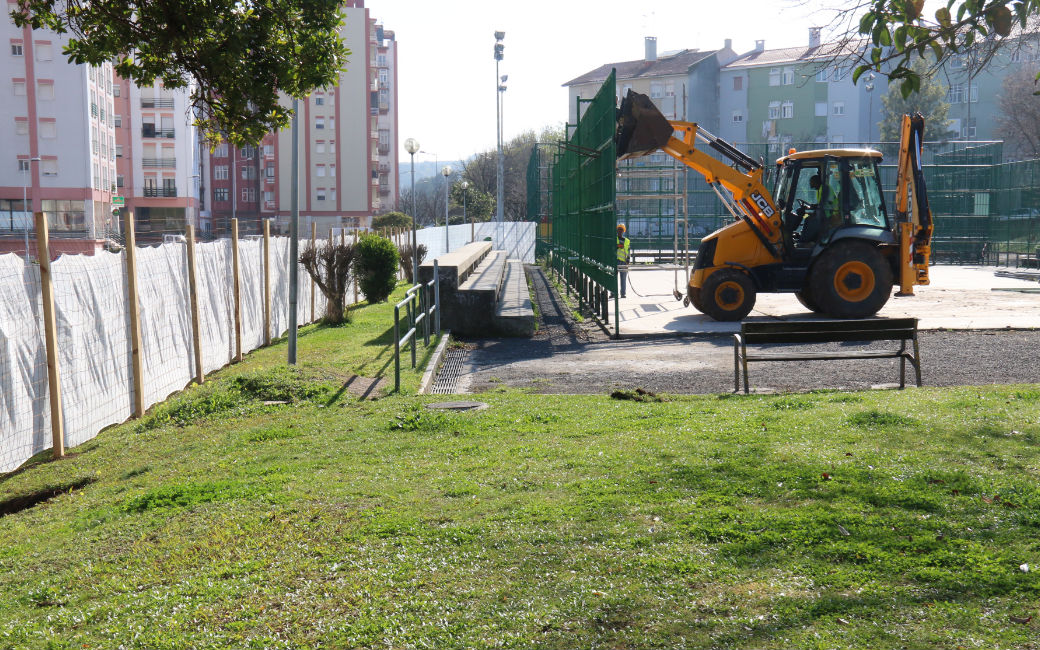 Iniciaram as obras dos novos centros de saúde da Reboleira e da Buraca