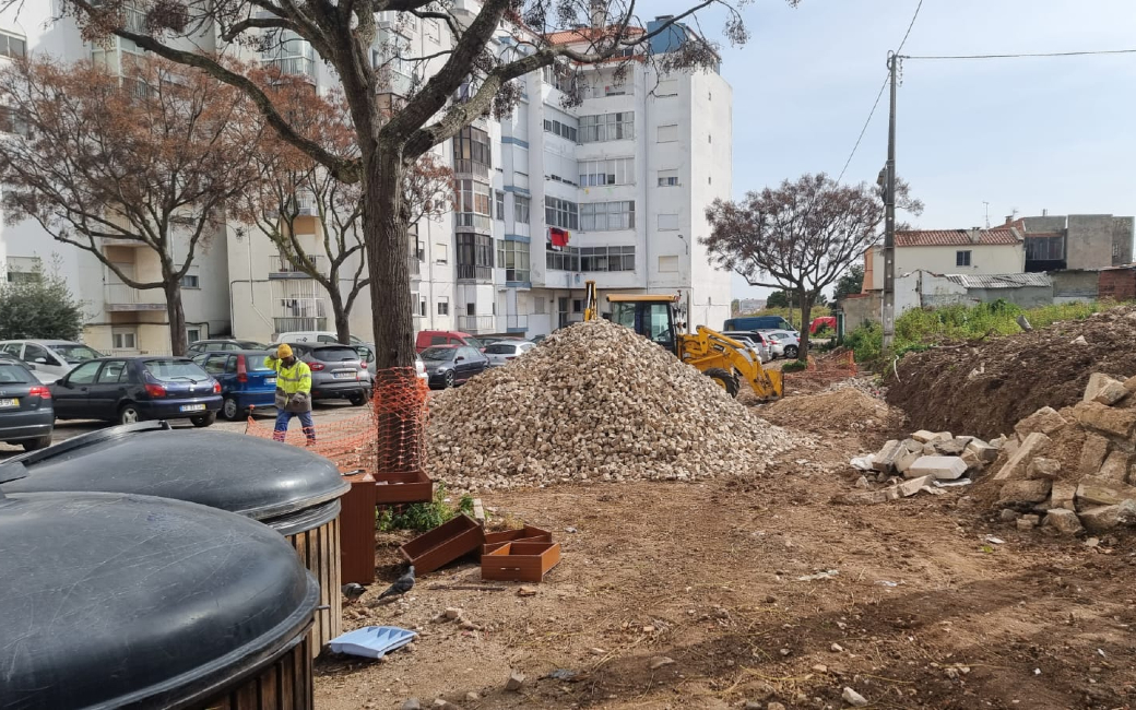 Rua José Estevão | Condicionamento de Trânsito e de Estacionamento